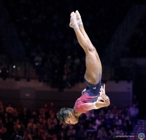 jones shilese usa ph simone ferraro sfa00976 copia